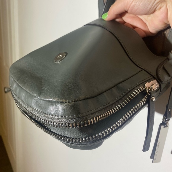 Quilted Crossbody Bag - Picture 6 of 8